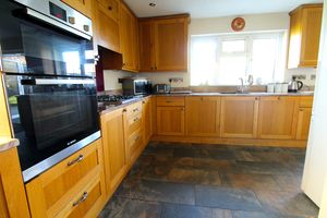 Kitchen- click for photo gallery